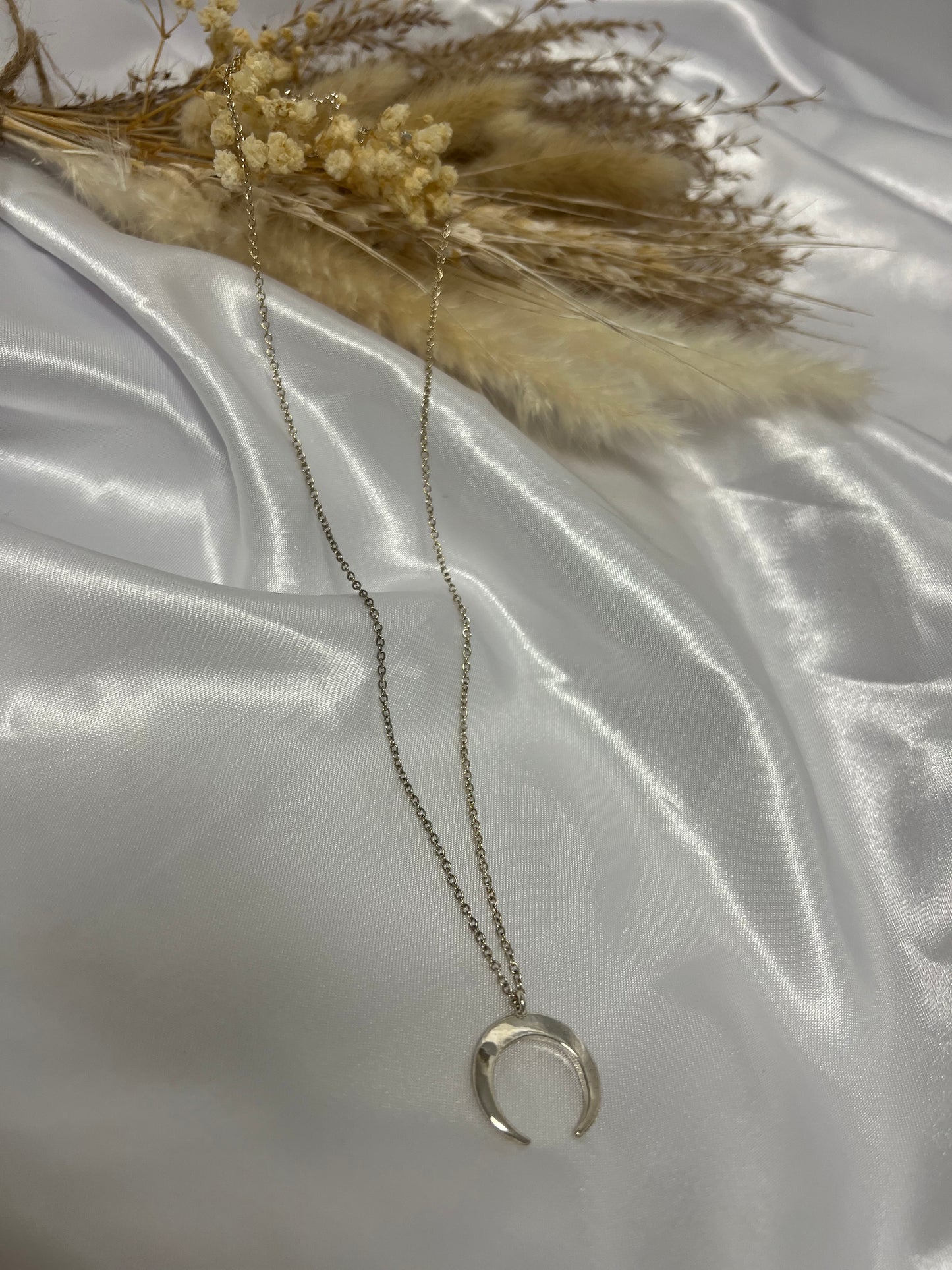 Moon necklace silver