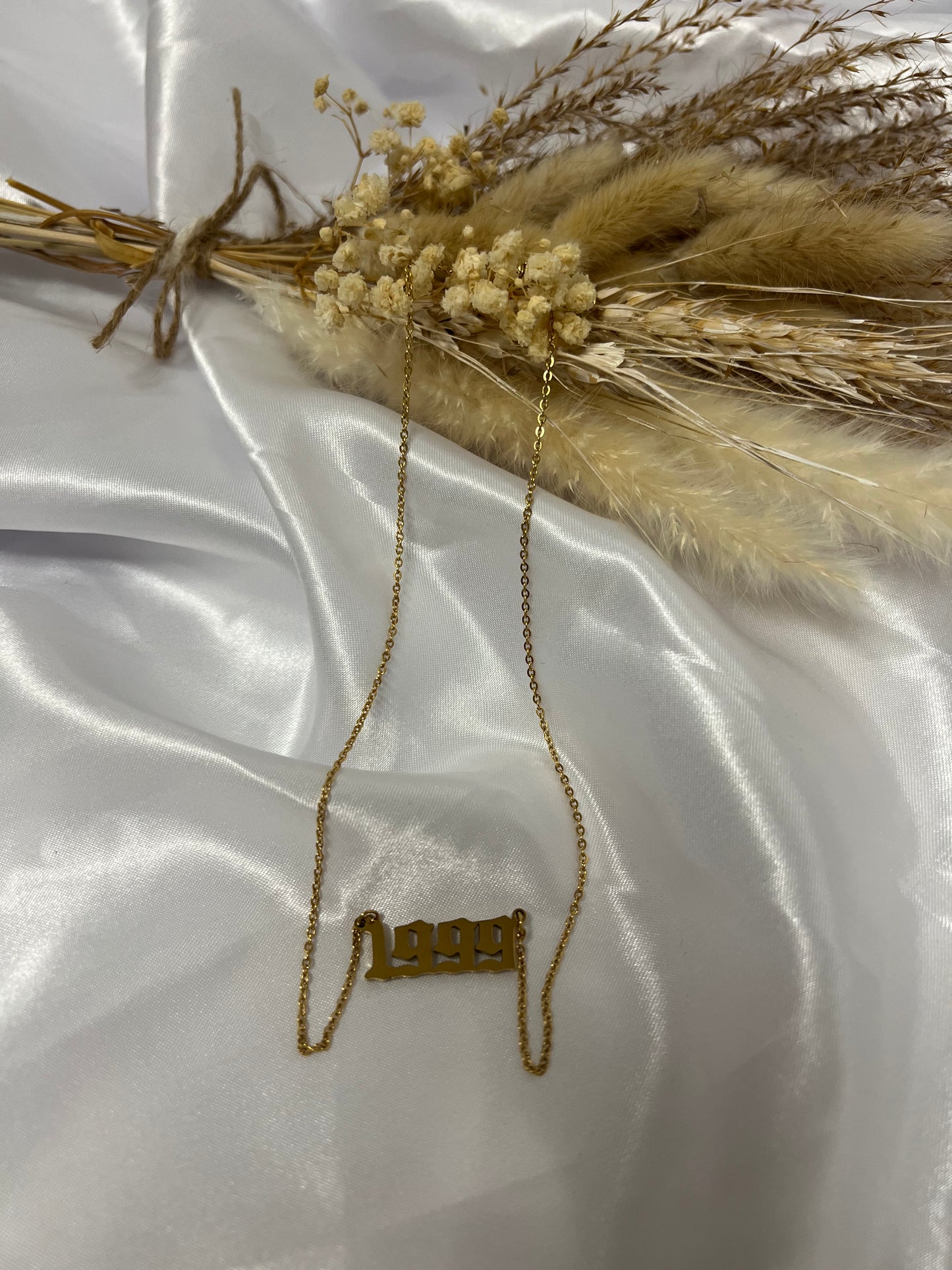 1999 necklace