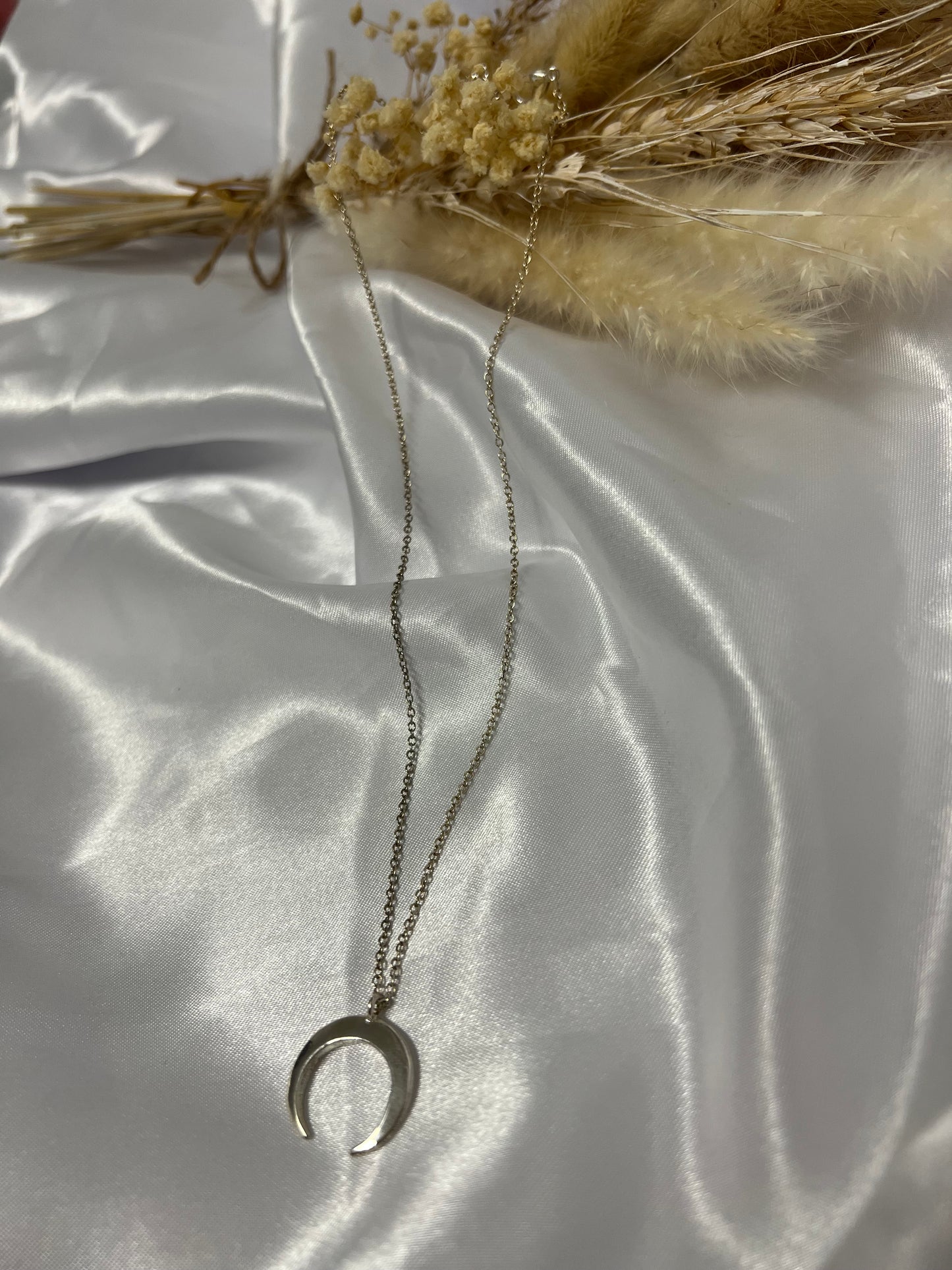 Moon necklace silver