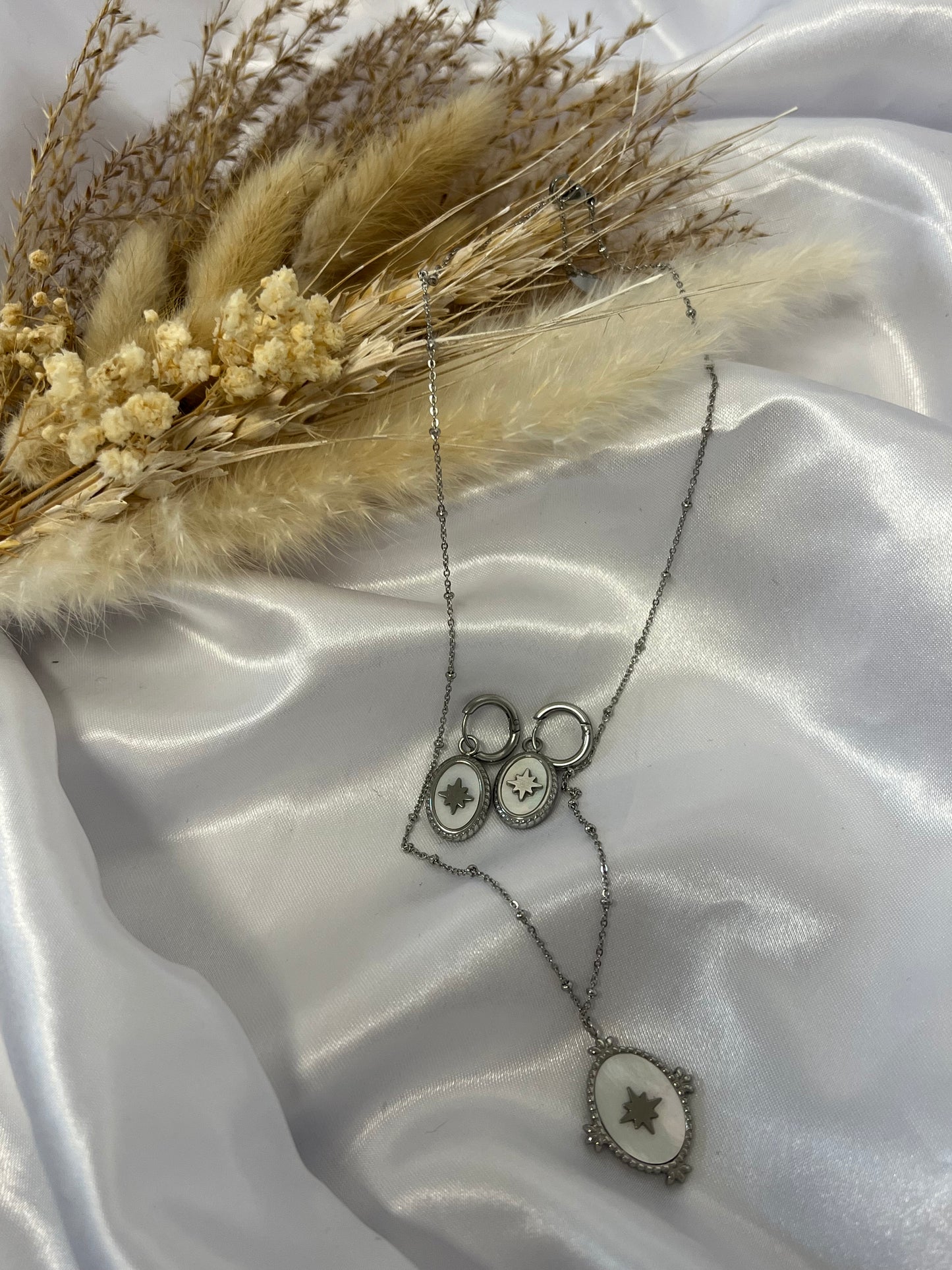 Star set silver